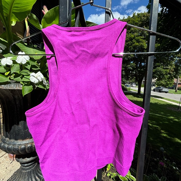 Garage purple ribbed fitted halter tank. - Picture 2 of 2